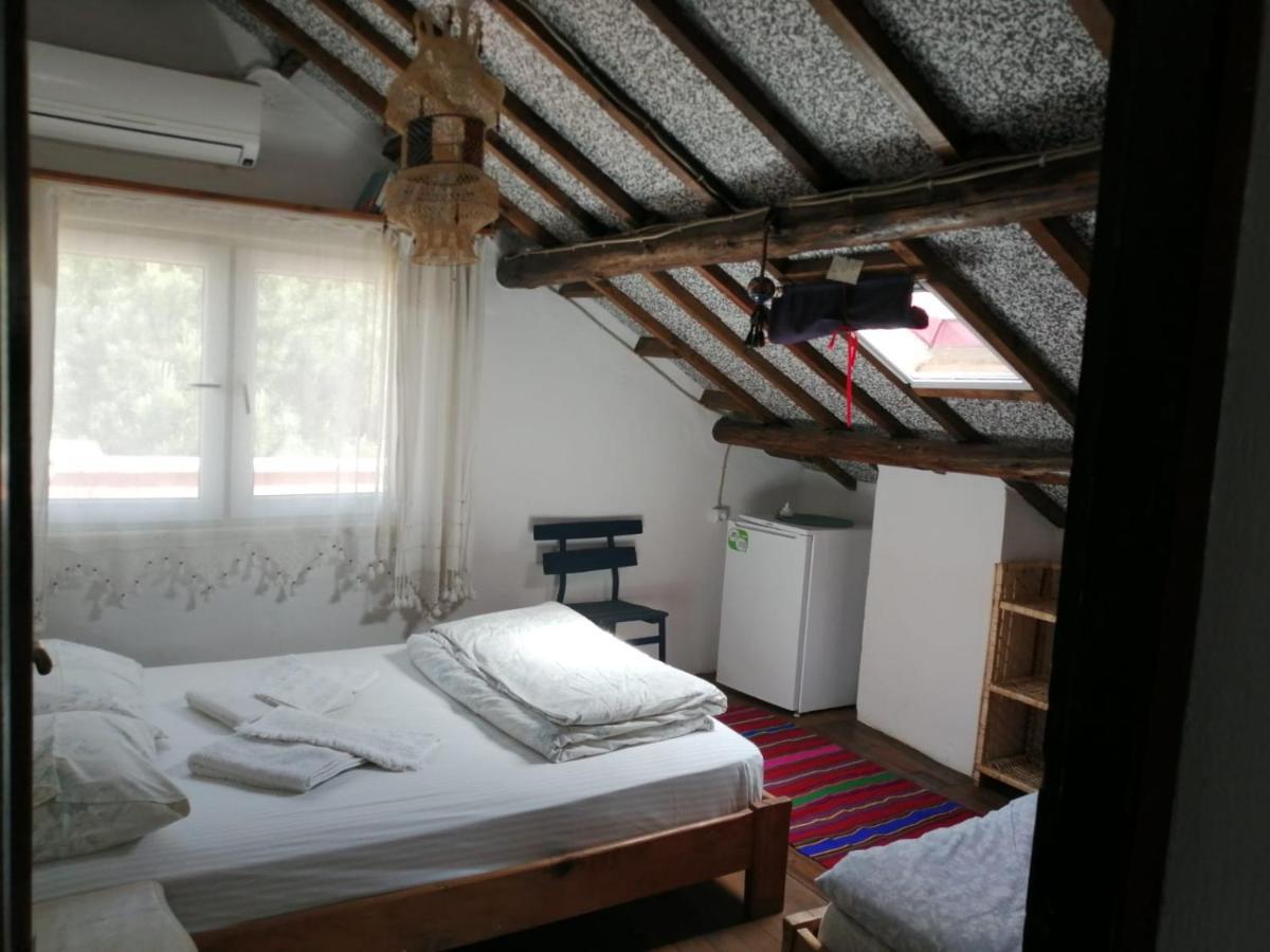 Ecer Pansiyon Kusadası Extérieur photo