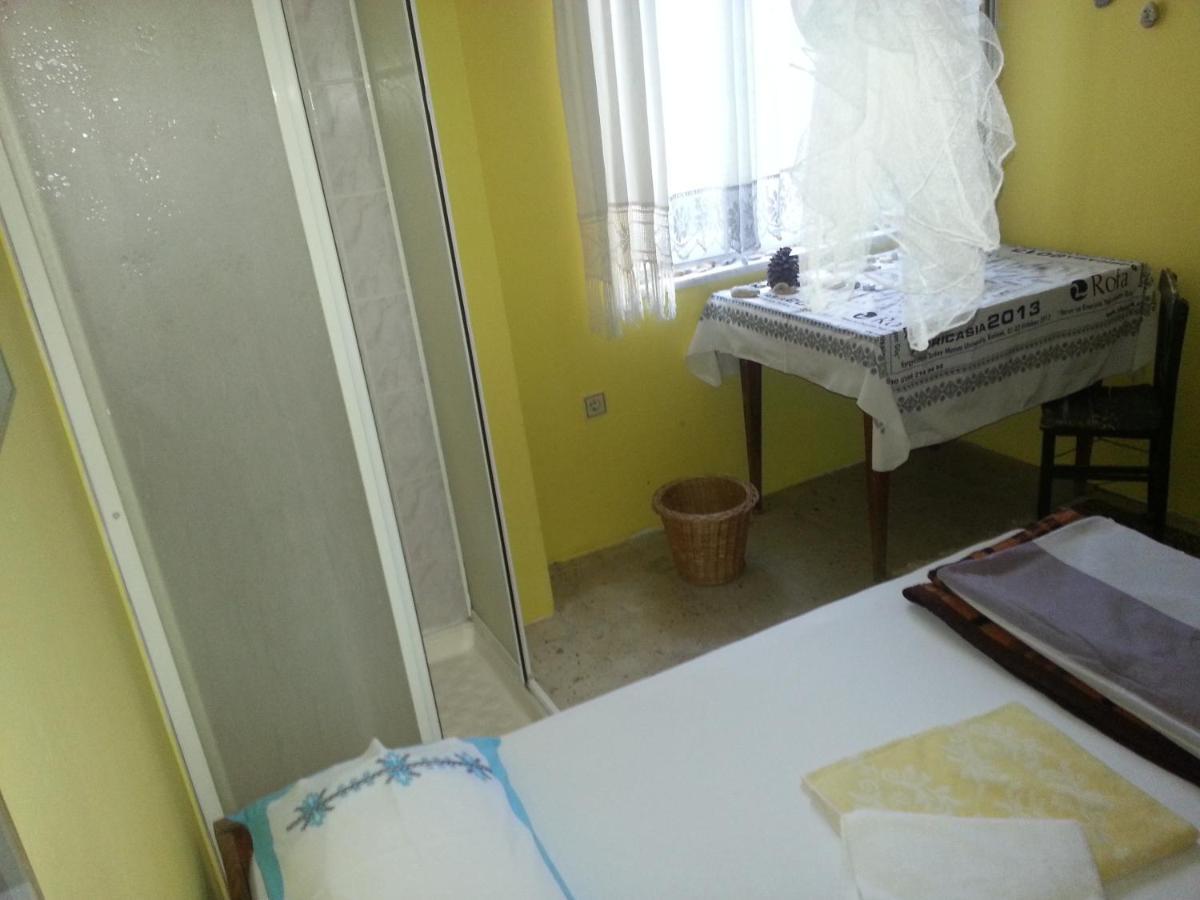 Ecer Pansiyon Kusadası Extérieur photo